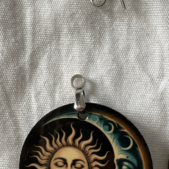 Sun and moon earrings - Picture 4 of 6